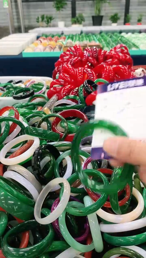 手镯玛瑙/玉髓未镶嵌191