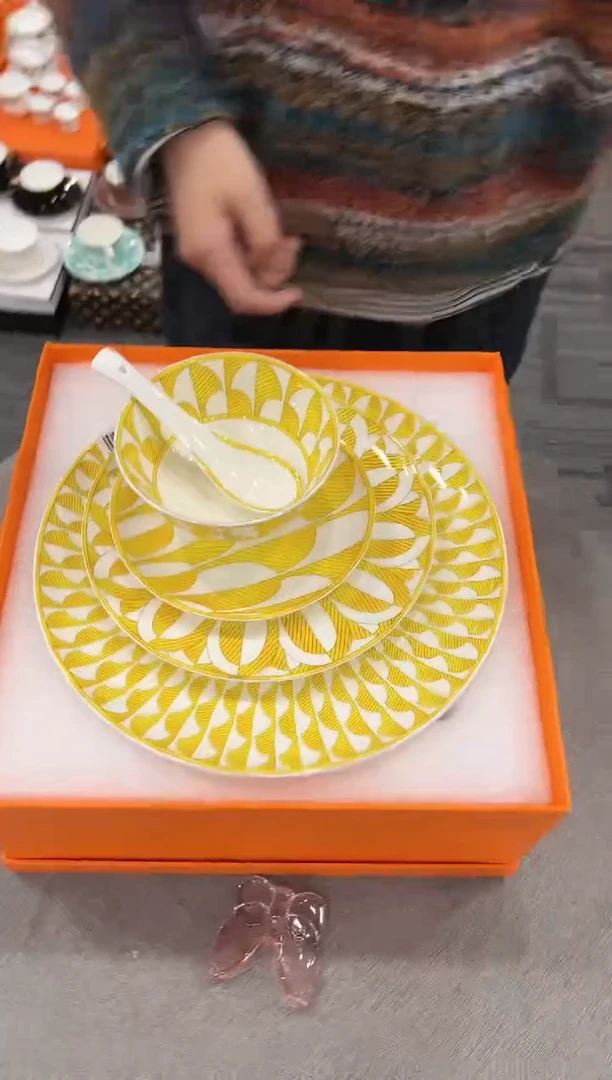 【闪购商品】杯H868--------------