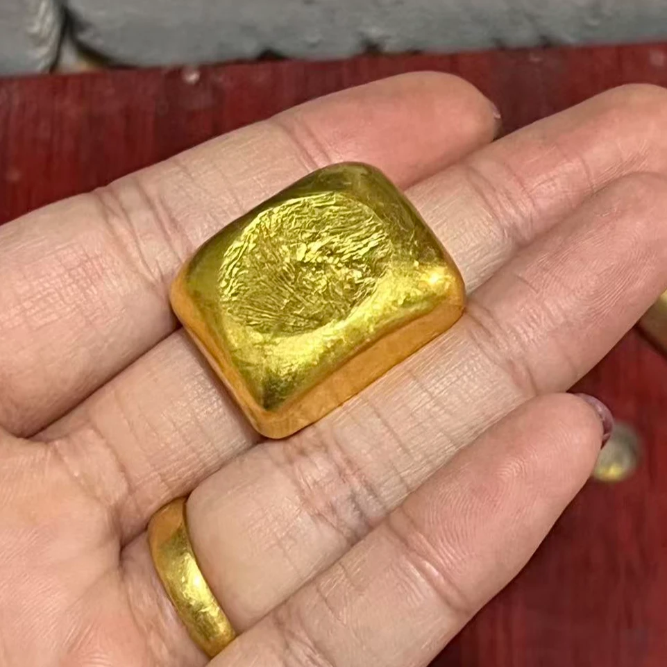金色小四方  35克左右  可溶可化摆件实心