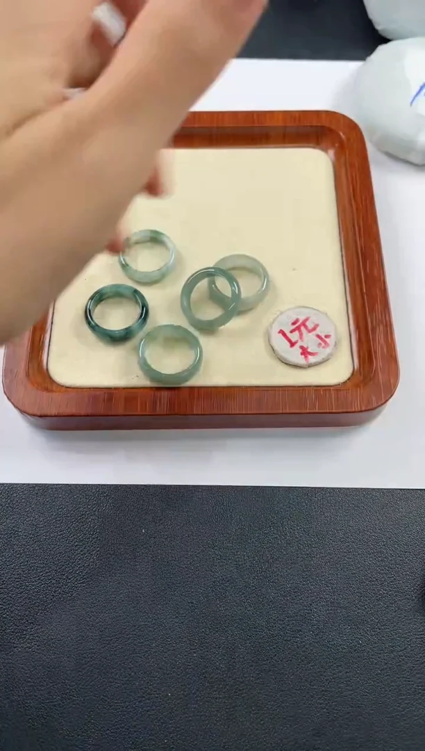 未镶嵌戒指翡翠5（多样性发一件）17+
