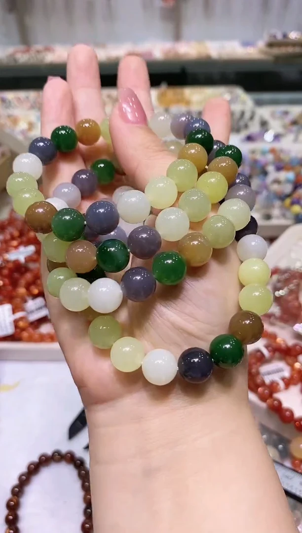 未镶嵌手链和田玉多样性发其一