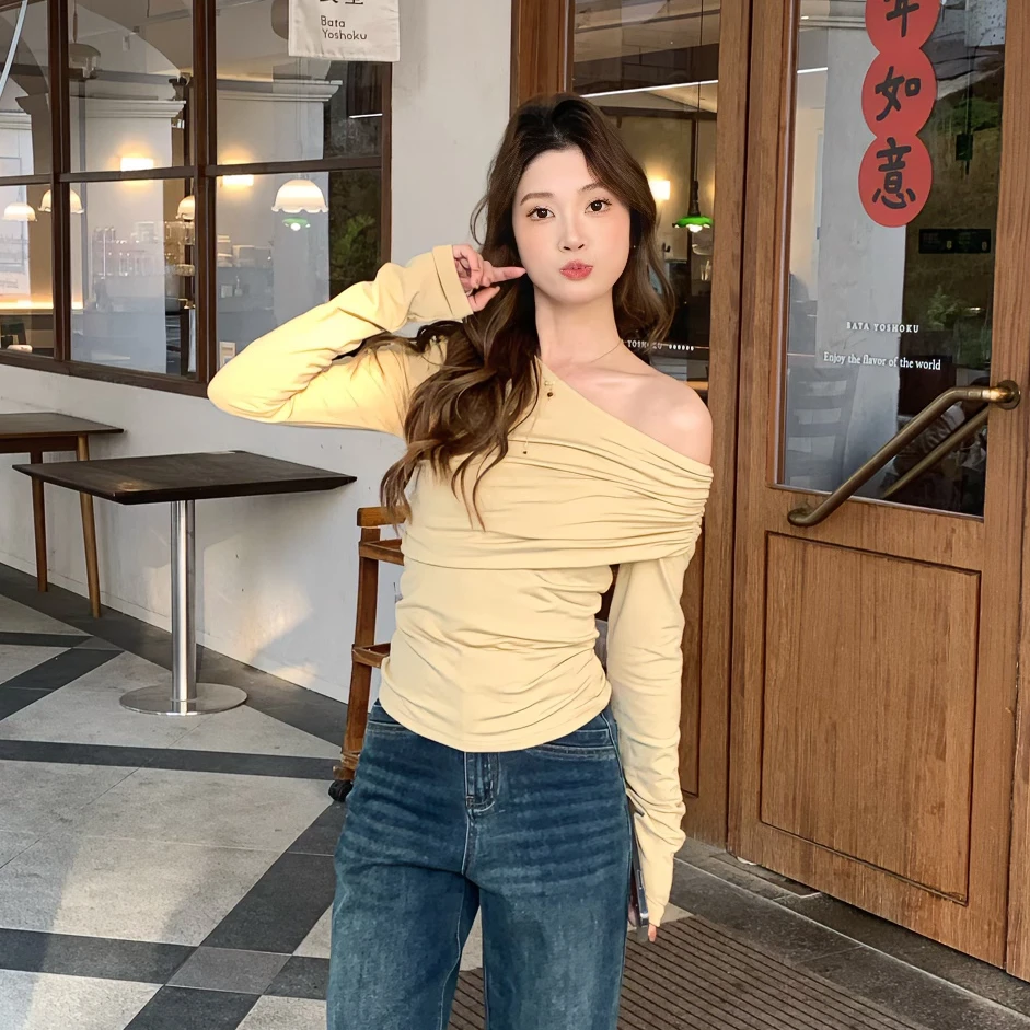 设计感显瘦气质打底衫女修身性感小众不规则露肩上衣T恤
