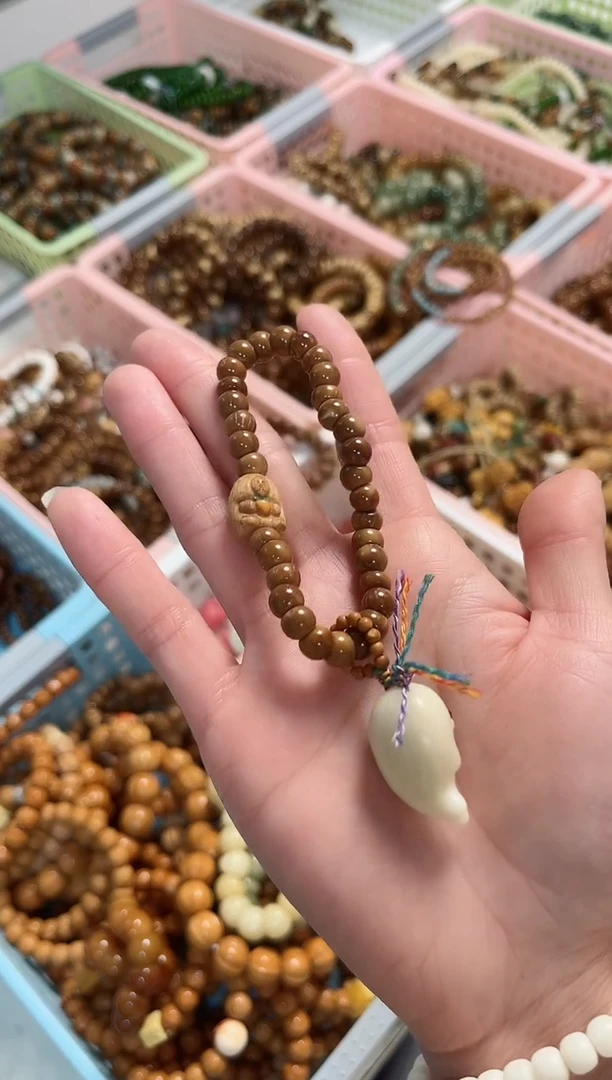 【闪购商品】库克手串库克蒜瓣大肠小海豹 0.7