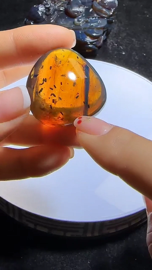 琥珀颈饰未镶嵌52