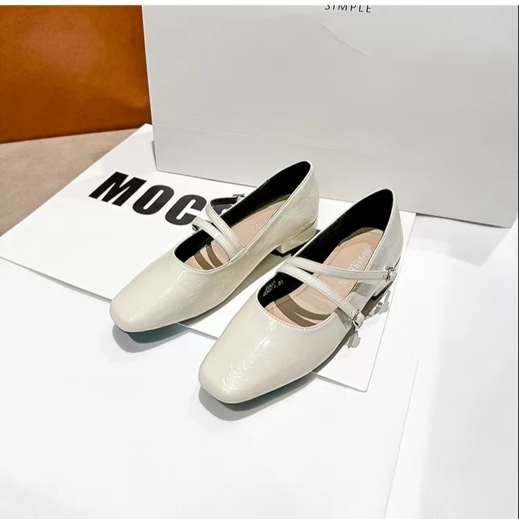 86-125  新款舒适浅口粗跟百搭单鞋