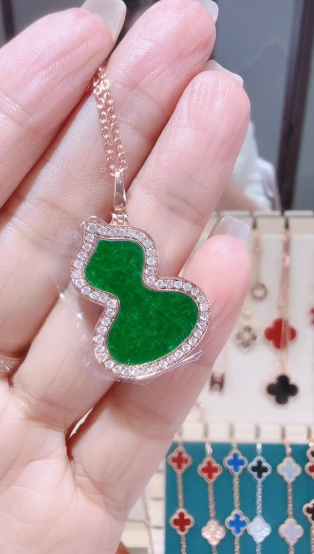 吊坠(不含链)18K金镶嵌翡翠吊坠