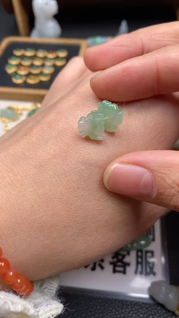 【闪购商品】翡翠颈饰未镶嵌镶嵌圈圈26503