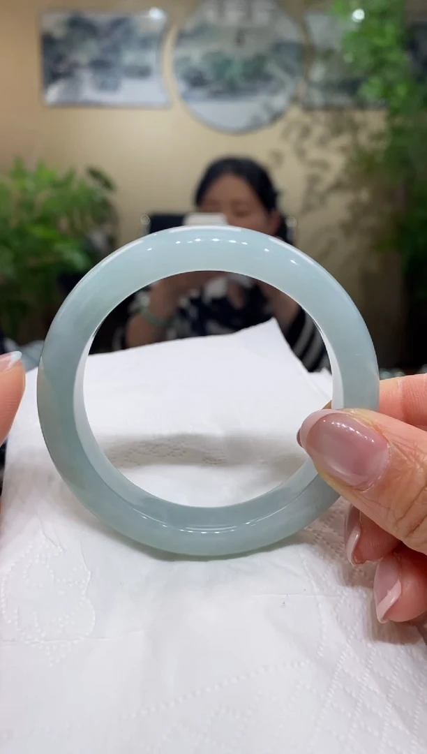 【闪购商品】翡翠手镯未镶嵌翡翠