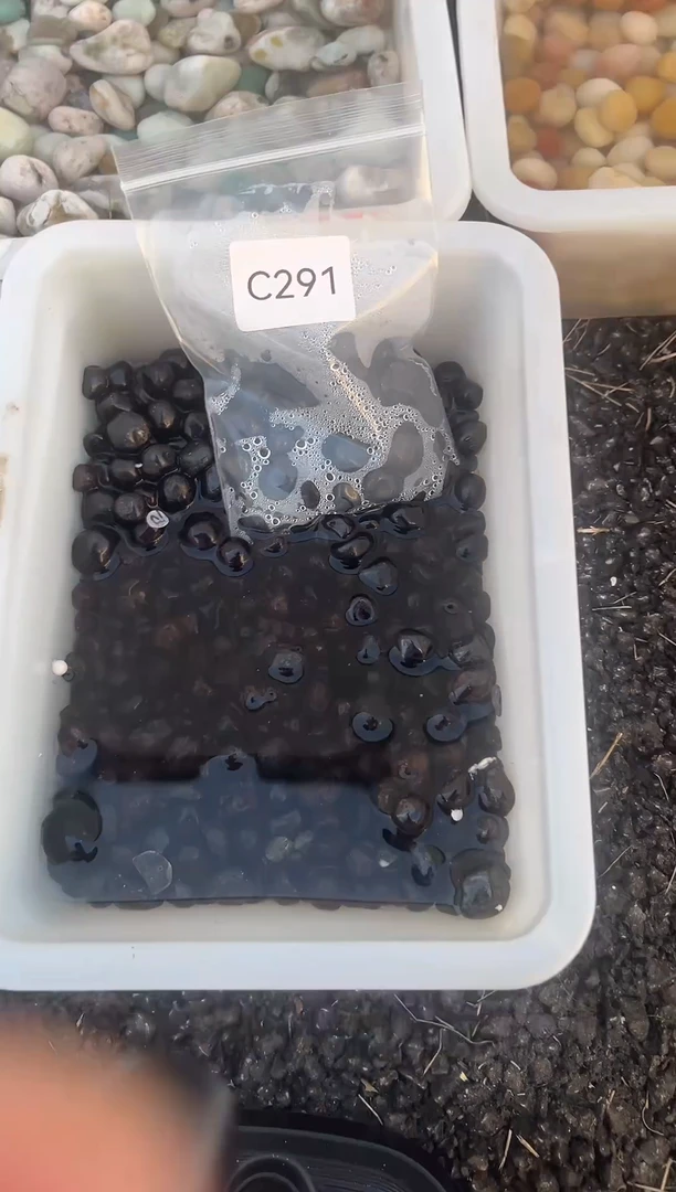 未镶嵌珠宝半成品石榴石C291 约200g 多样性发一件