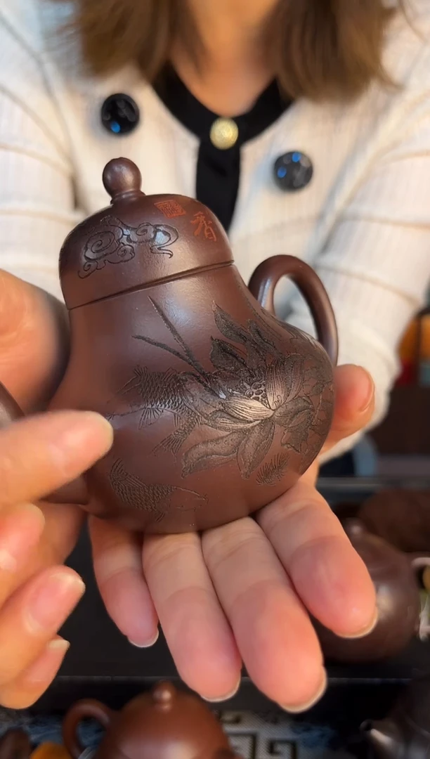 茶壶紫砂荷香思婷 1986家藏紫茄泥 马千里