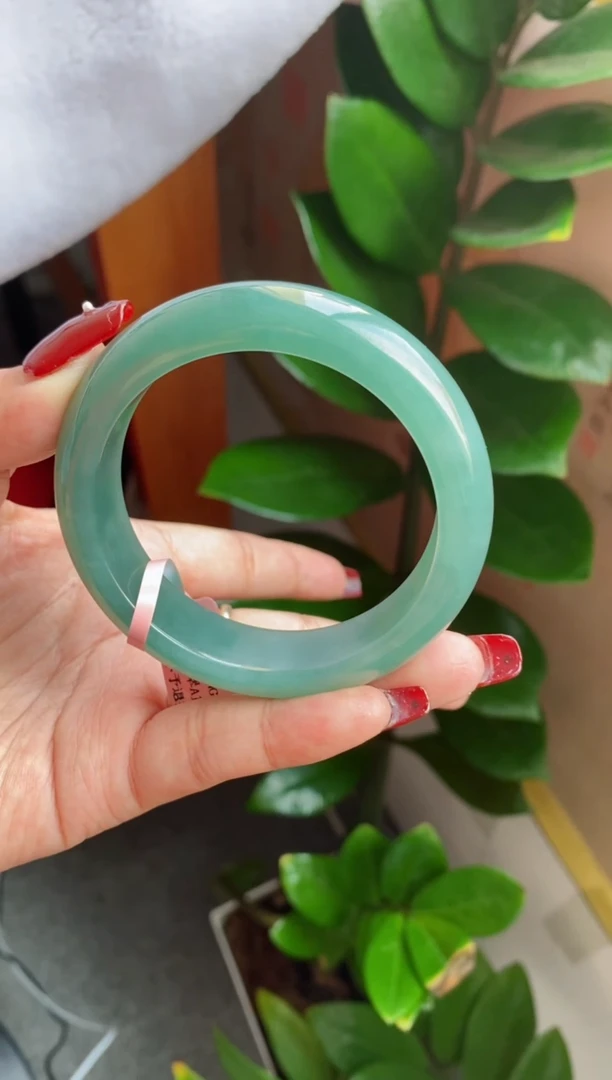 【闪购商品】翡翠手镯未镶嵌（老坑轮胎冰油青）30号