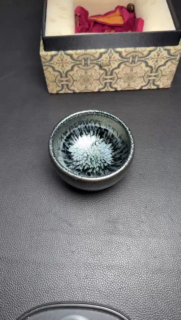 茶盏黄美金银羽鹧鸪888