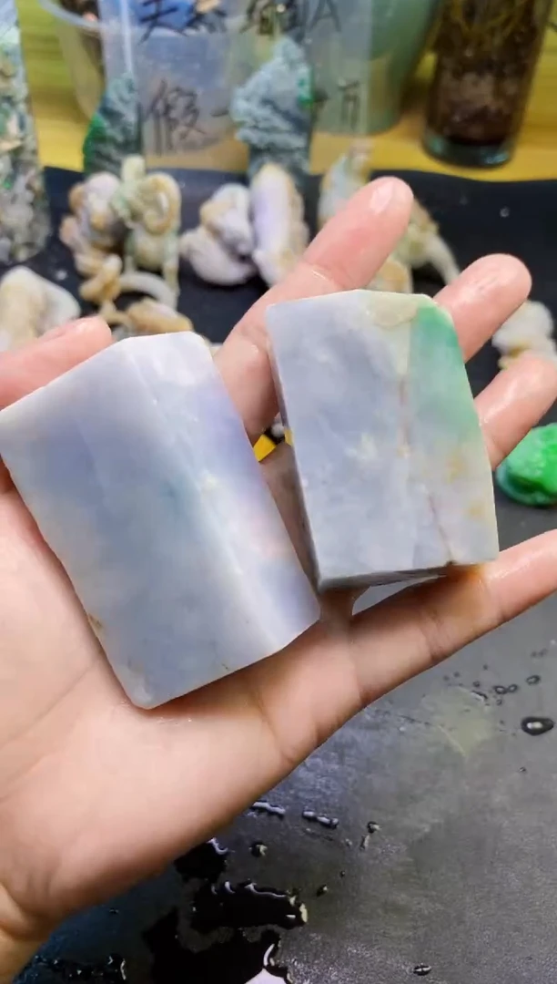 翡翠未镶嵌颈饰天然翡翠195