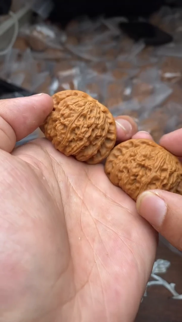 【闪购商品】文玩核桃把件A9号43尺白狮子