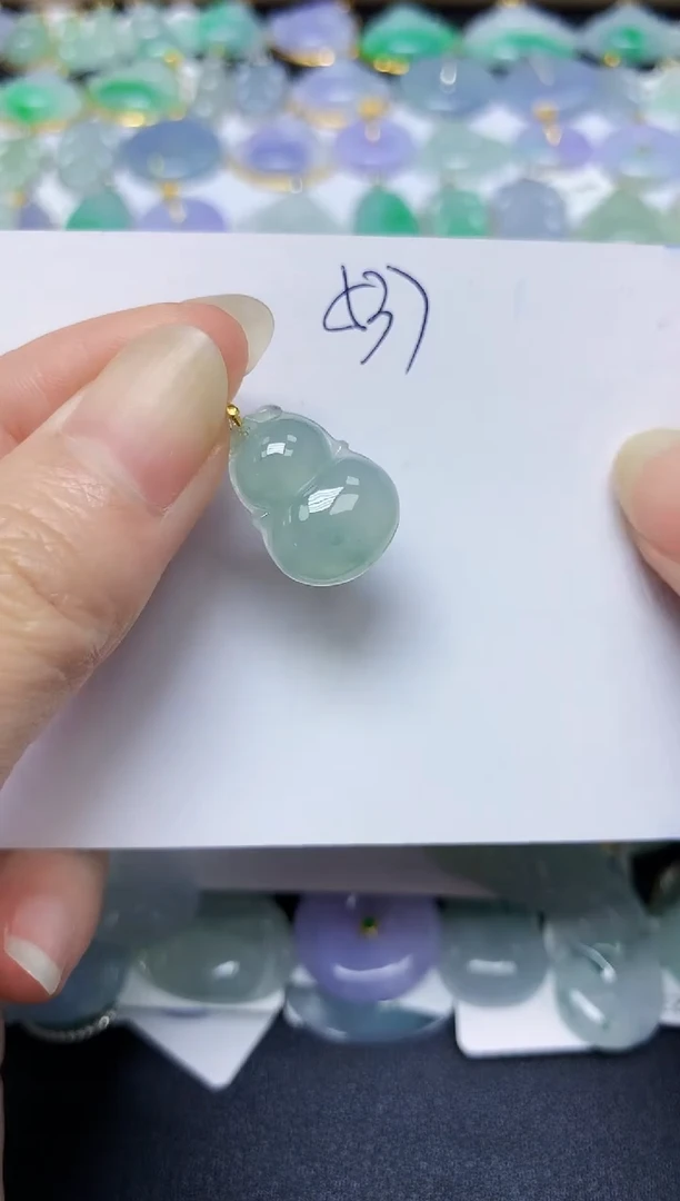 翡翠未镶嵌颈饰天然缅甸翡翠A货