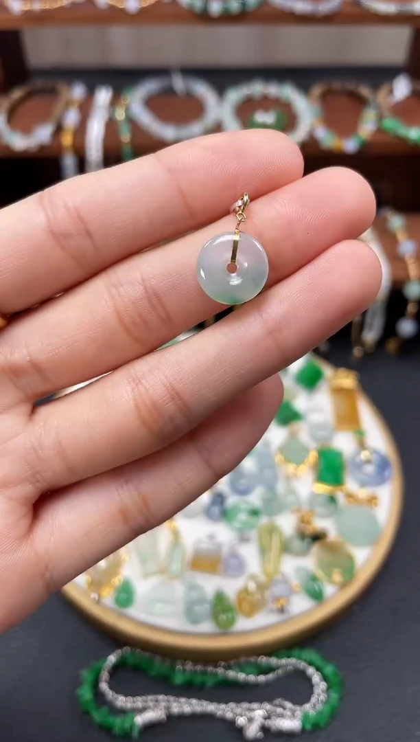【闪购商品】翡翠吊坠(不含链)18K金镶嵌一个  JK278