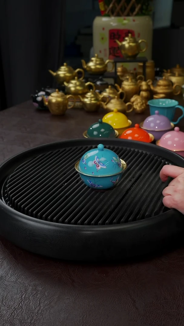 【闪购商品】杯【宜景窑松石蓝蝶舞鎏金】手绘乳钉盖碗