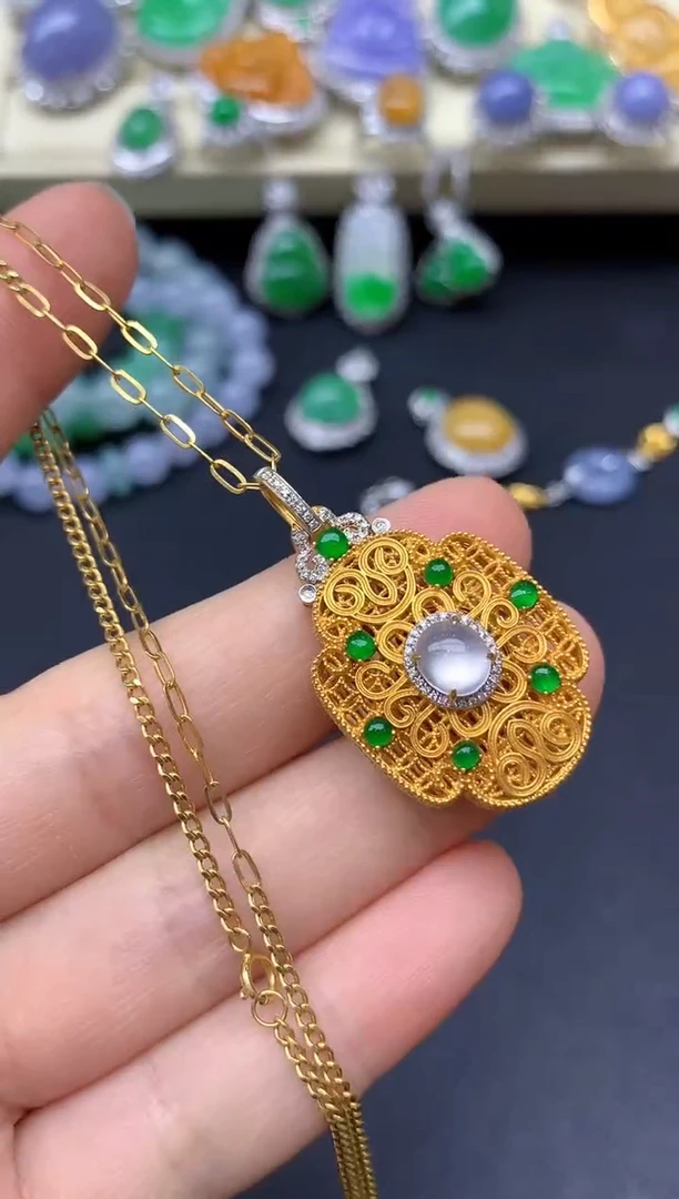 颈饰18K金镶嵌翡翠373-雪姐翡翠天天见