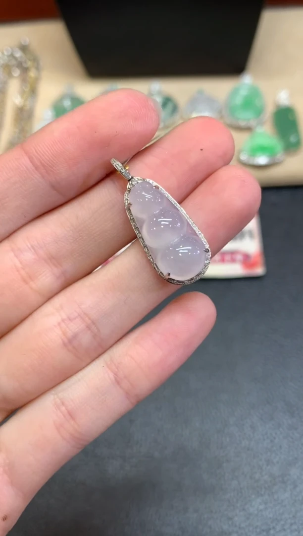 【闪购商品】翡翠颈饰18K金镶嵌【无鉴赏期】