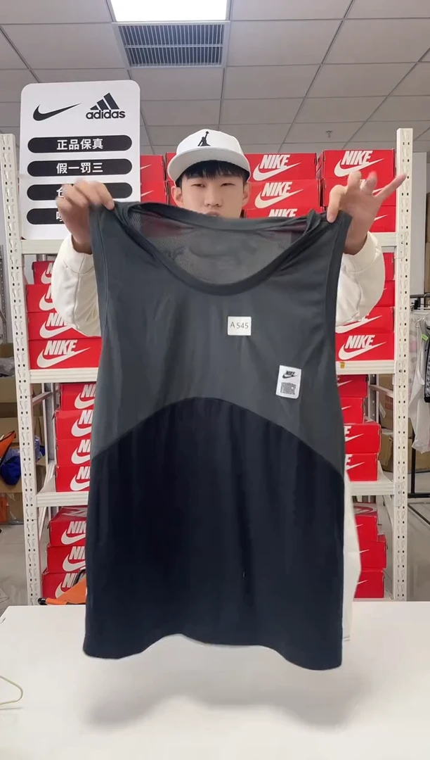 编545码 尺195码 胸围衣长 正品