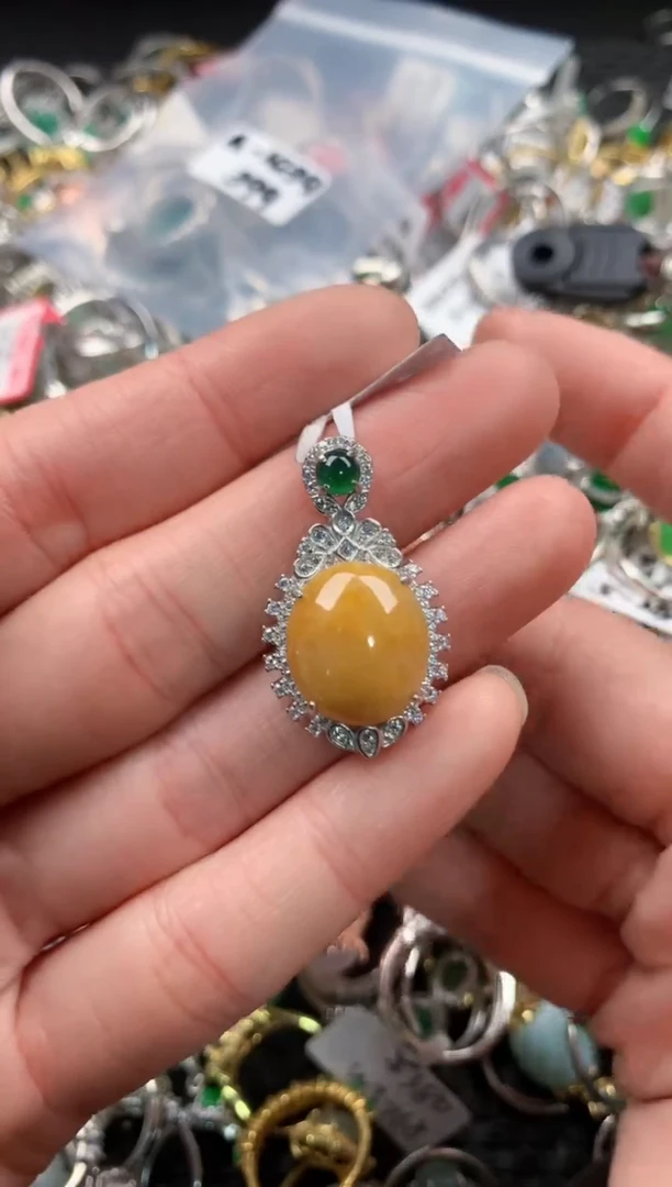 银S925镶嵌戒指翡翠888       3