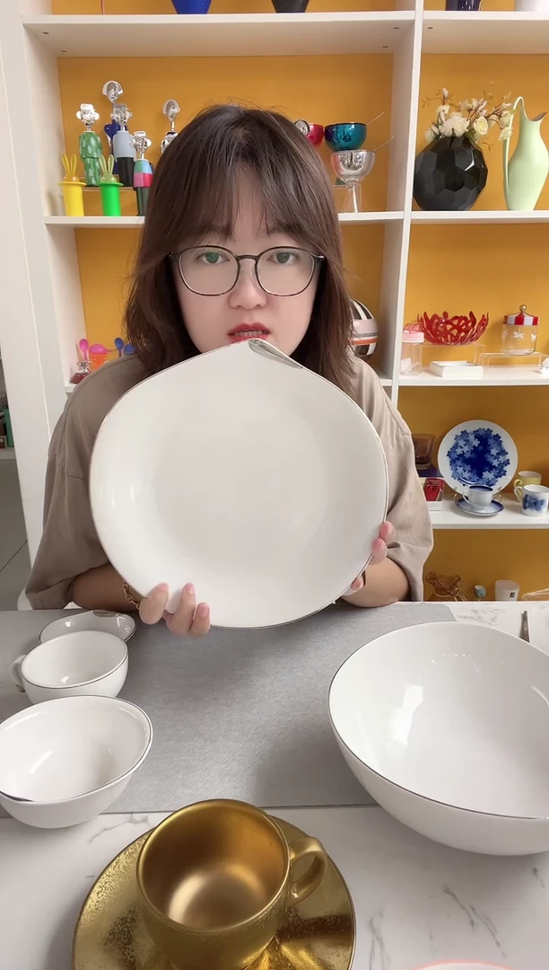 意大利敦迪 水滴 浅盘23cm