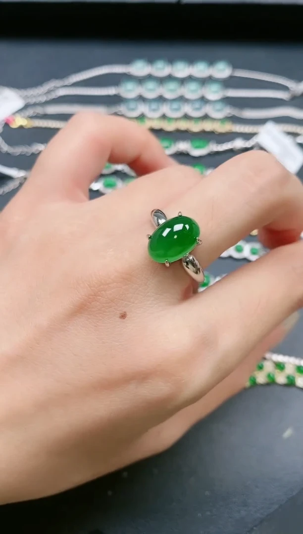 翡翠戒指银S925镶嵌111111111111