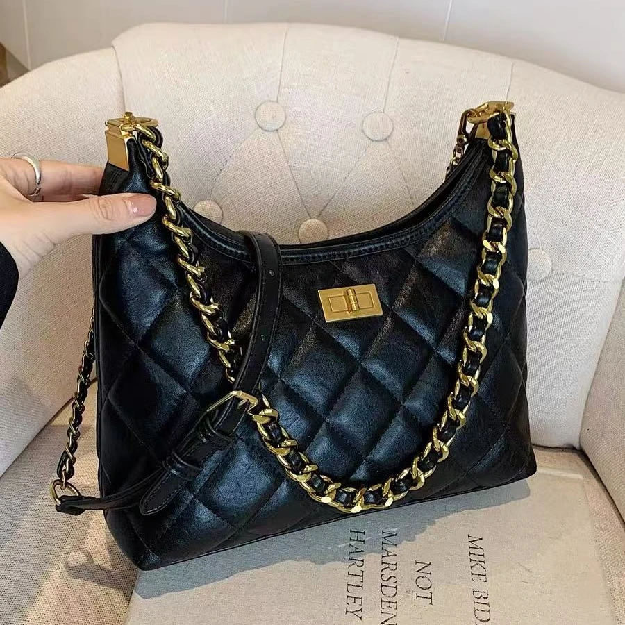 2025氛围感新款时尚百搭简约斜挎包洋气简约女包单肩包大容量包包