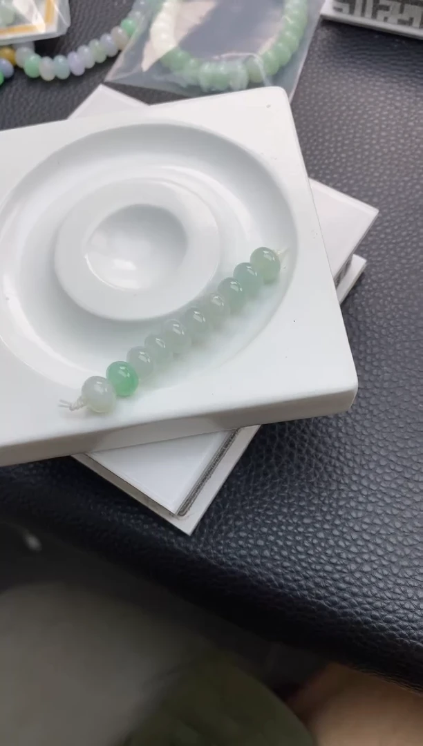 翡翠散珠39天然A货翡翠散珠