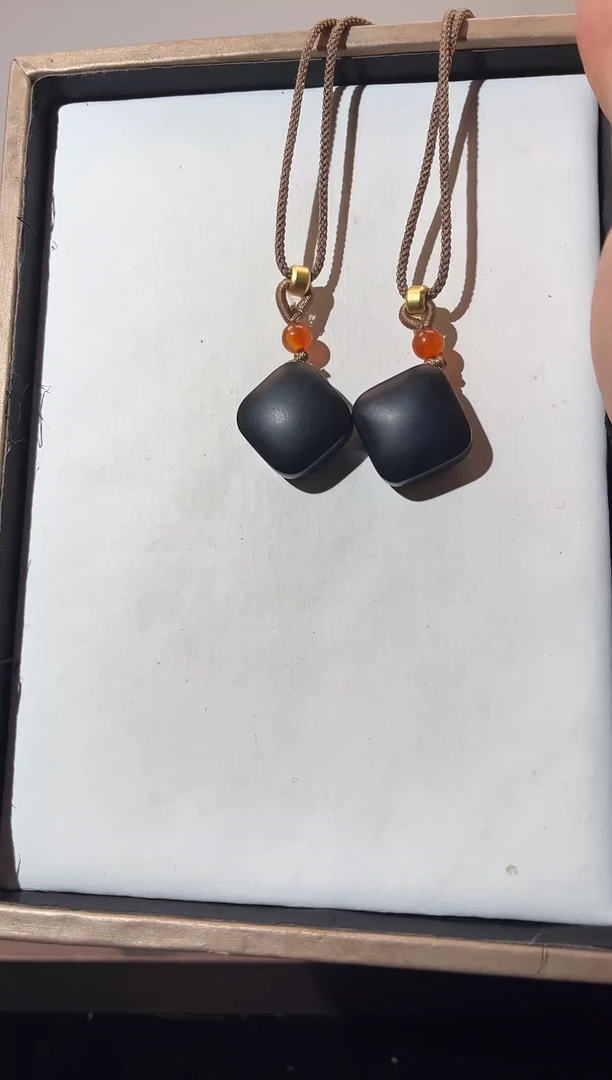 未镶嵌和田玉挂件小方糖吊坠拍一发一