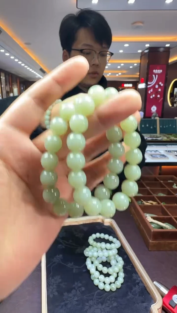 未镶嵌和田玉挂件【陆105】71 7023 多样性发其一