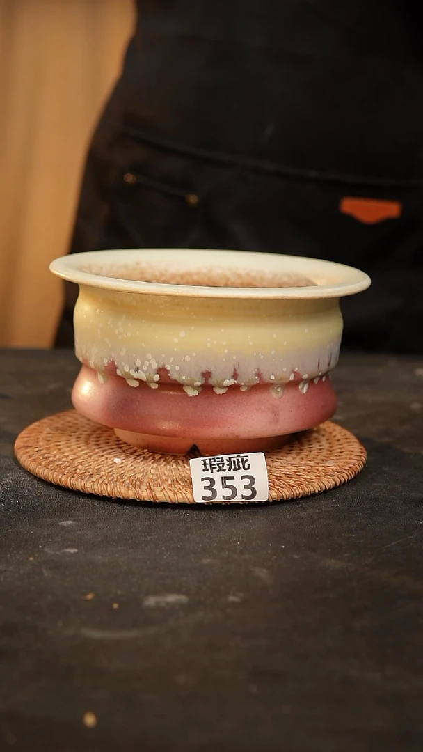 【闪购商品】瓷片353泥泥手工花盆口14.5高10