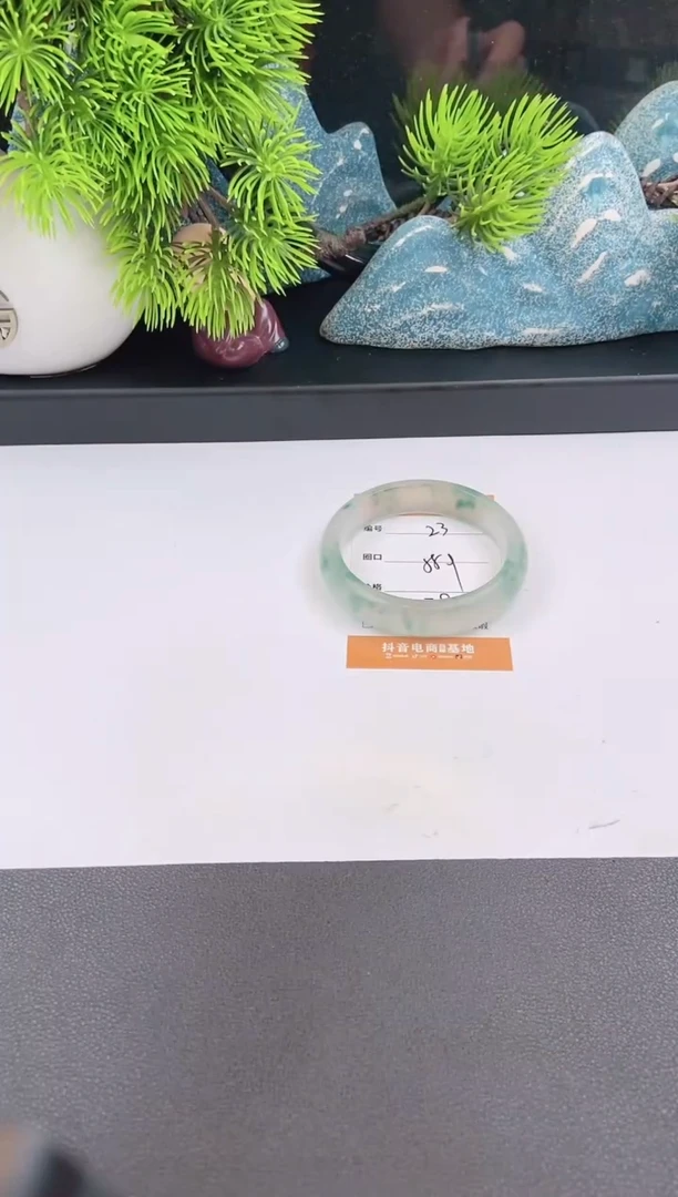 石英质玉手镯未镶嵌23