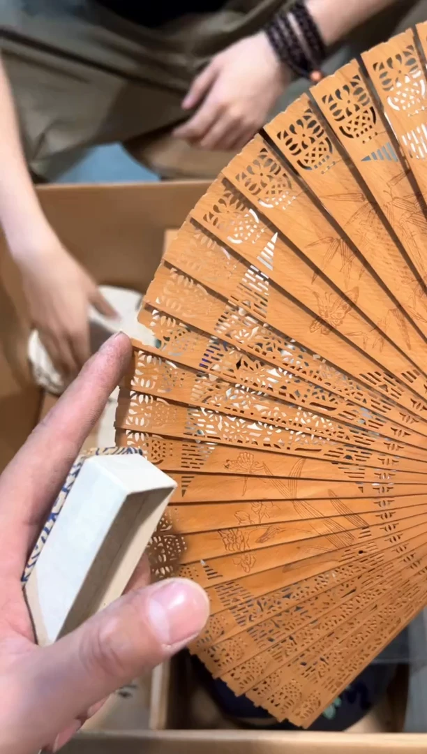 A1886中古瓷器 茶器周边/瑕