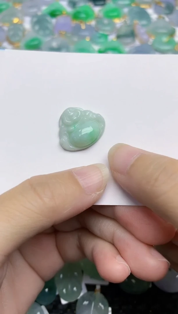翡翠未镶嵌颈饰天然翡翠A货