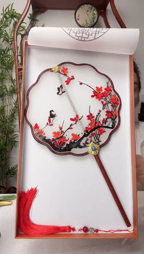 刺绣团扇--手工绣花---双面绣花