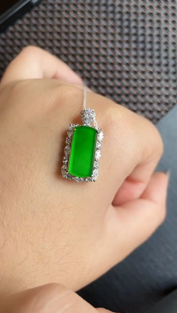 颈饰银S925镶嵌翡翠30