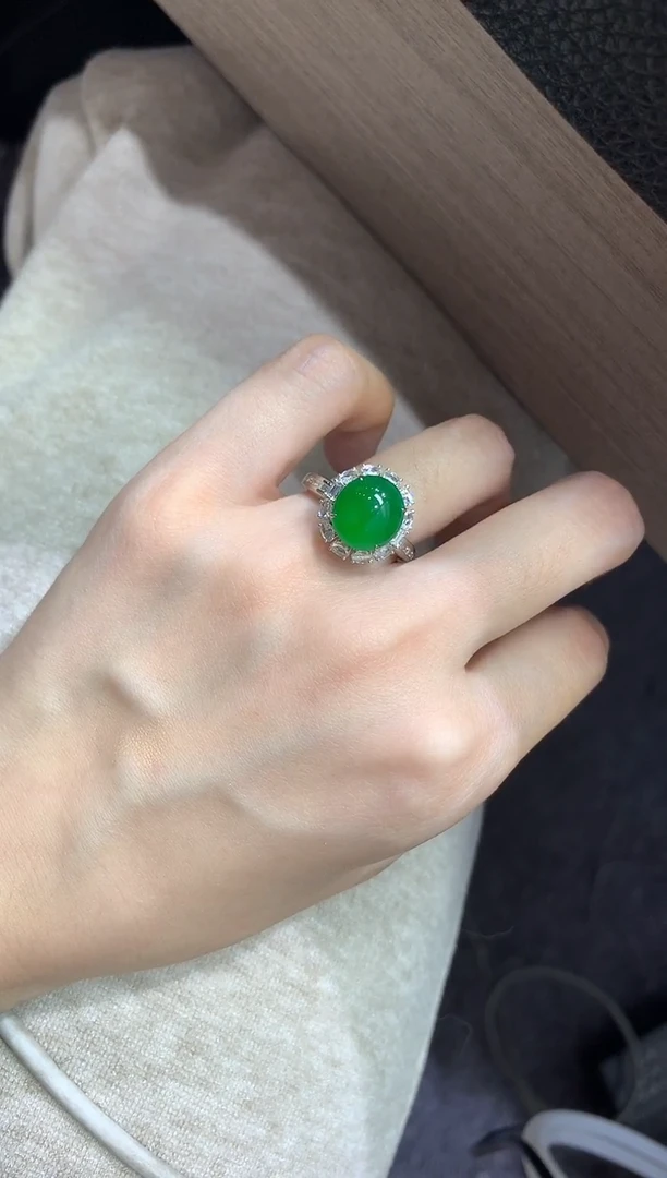 18K金镶嵌戒指翡翠39