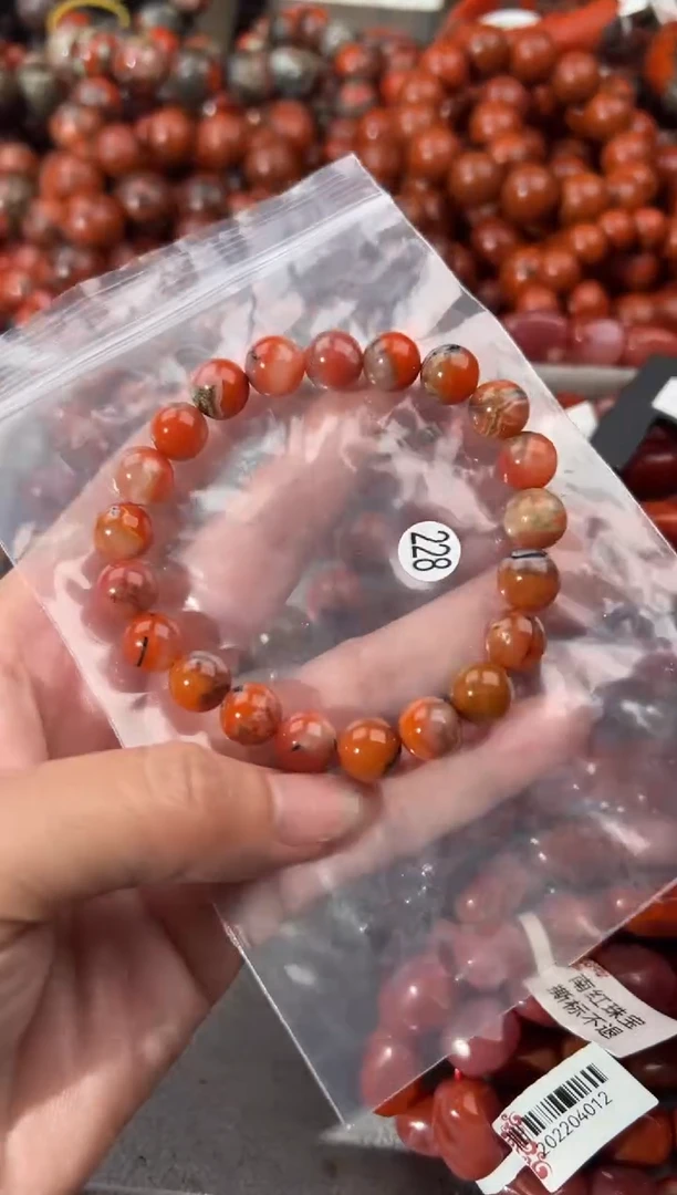 南红玛瑙手串未镶嵌9+