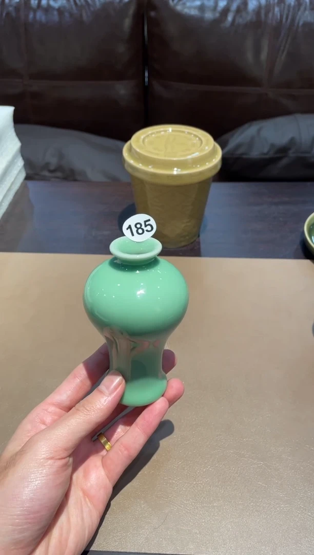 185窑承青瓷小美人醉