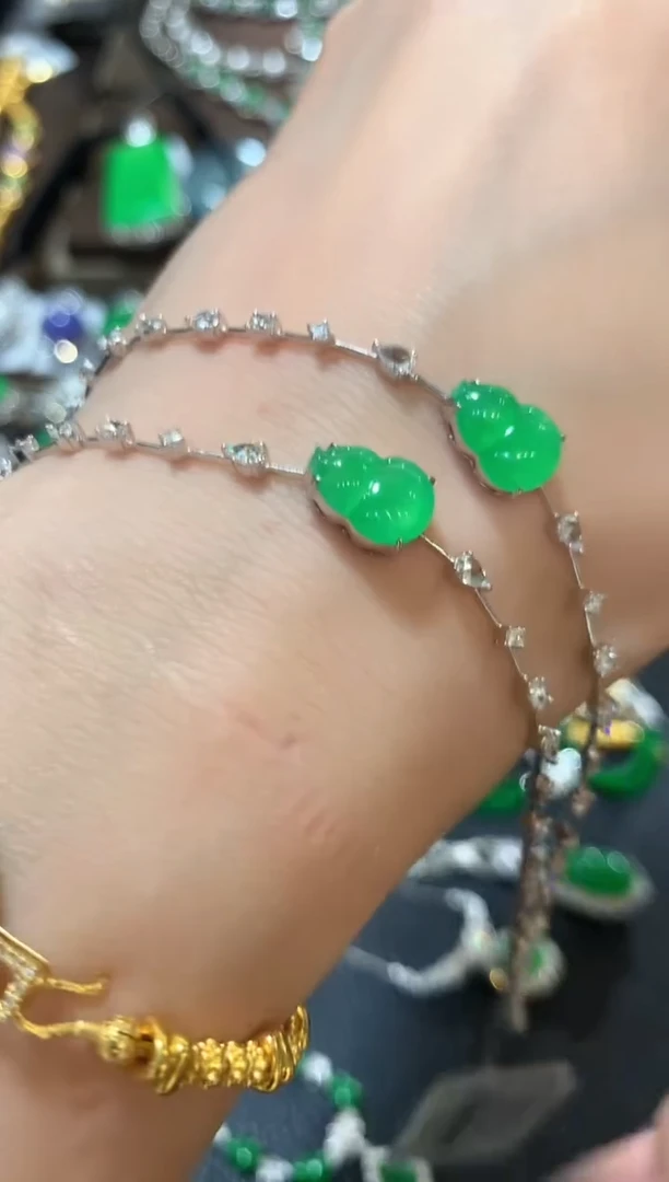 18K金镶嵌手链翡翠m57   多样性一件发货