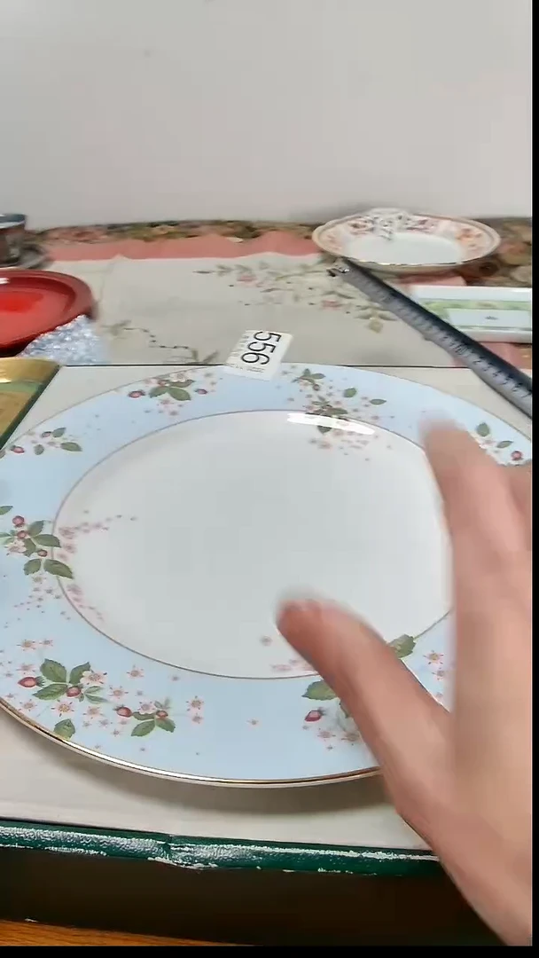 瓷片嘻*呢小淼海外陶瓷工艺品