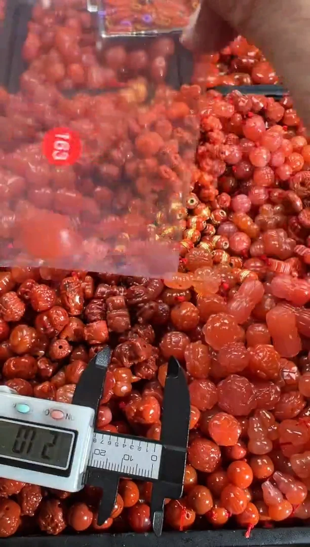 【闪购商品】南红玛瑙颈饰未镶嵌1