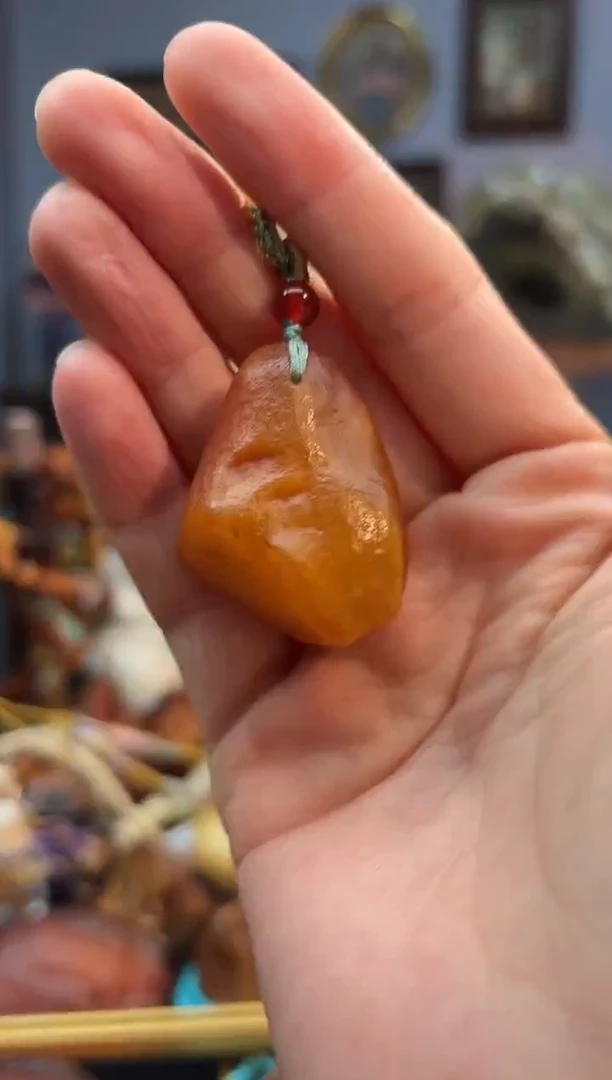 琥珀颈饰未镶嵌吊坠