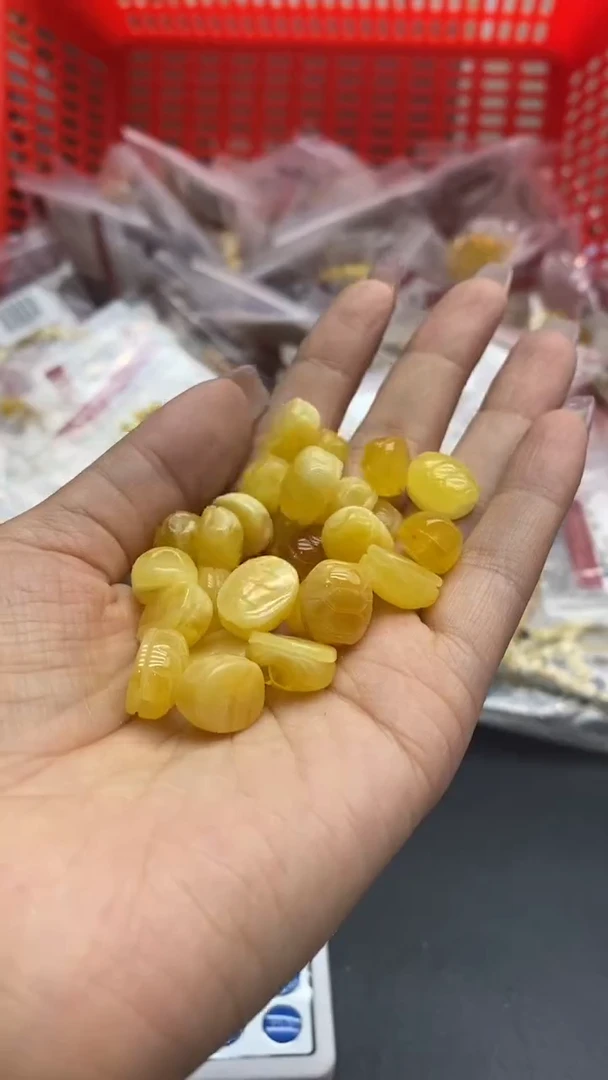 琥珀未镶嵌珠宝奇石1194多样性发其一