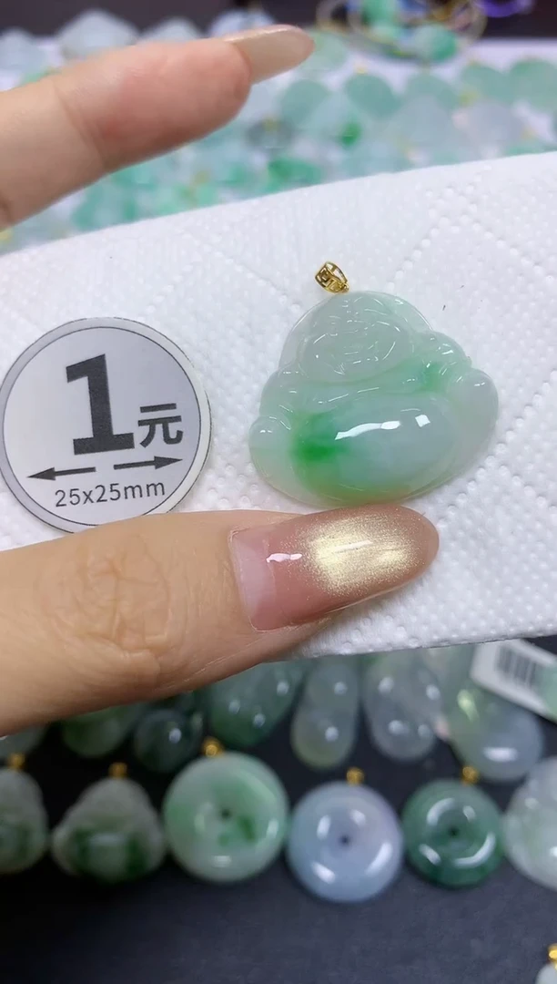 颈饰未镶嵌翡翠天然翡翠A货