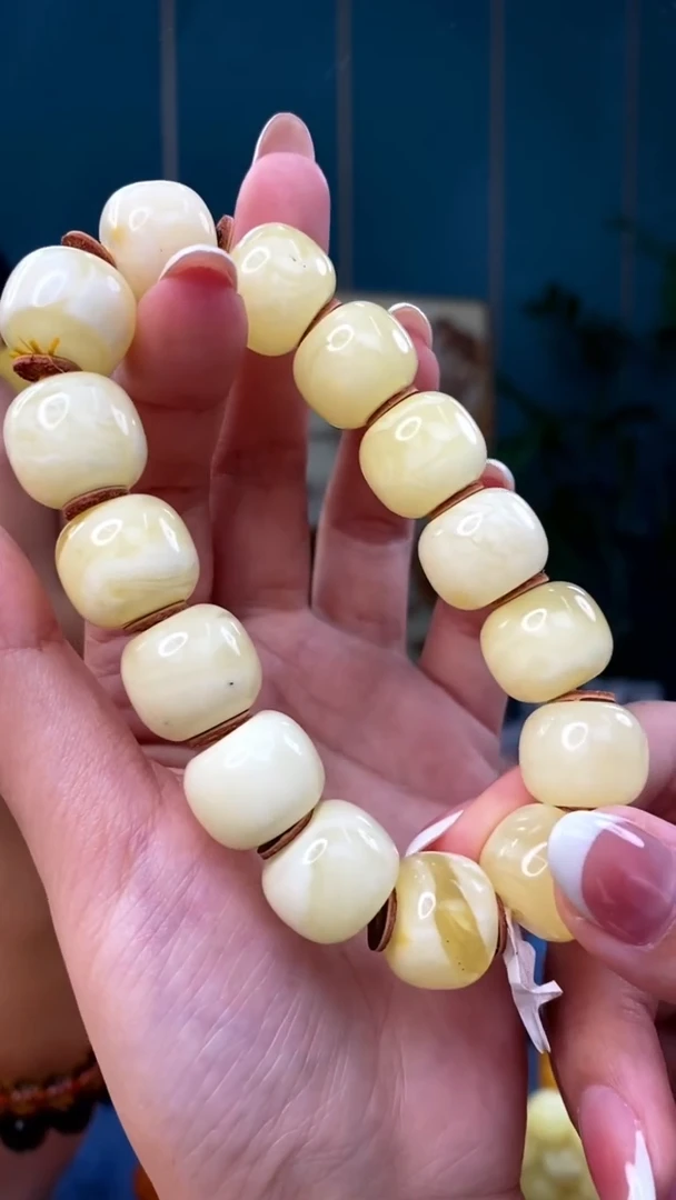 裸石琥珀未镶嵌12/1多样性发其一微瑕118