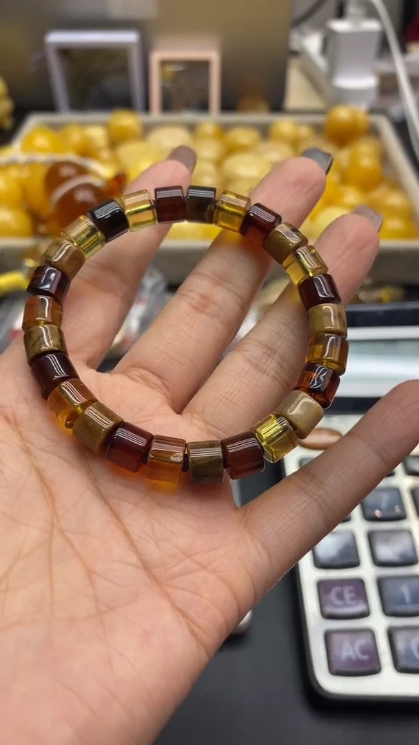 琥珀未镶嵌珠宝奇石1984