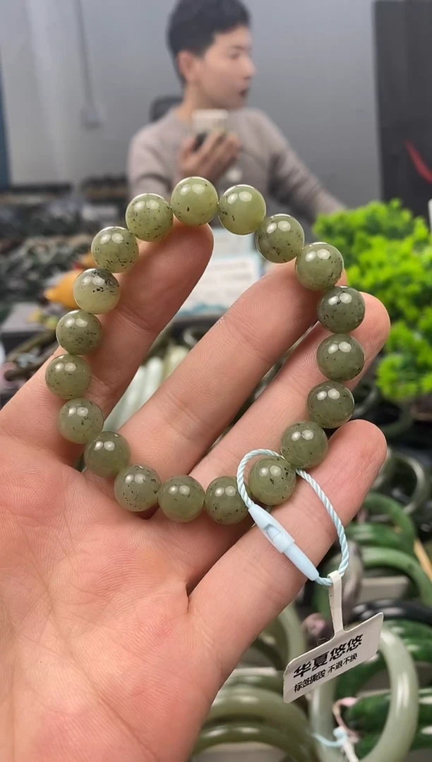 未镶嵌手镯和田玉10mm