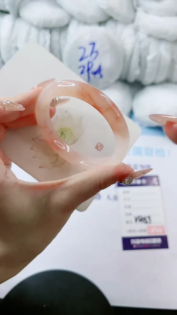 【闪购商品】石英质玉手镯未镶嵌多样性发货V463